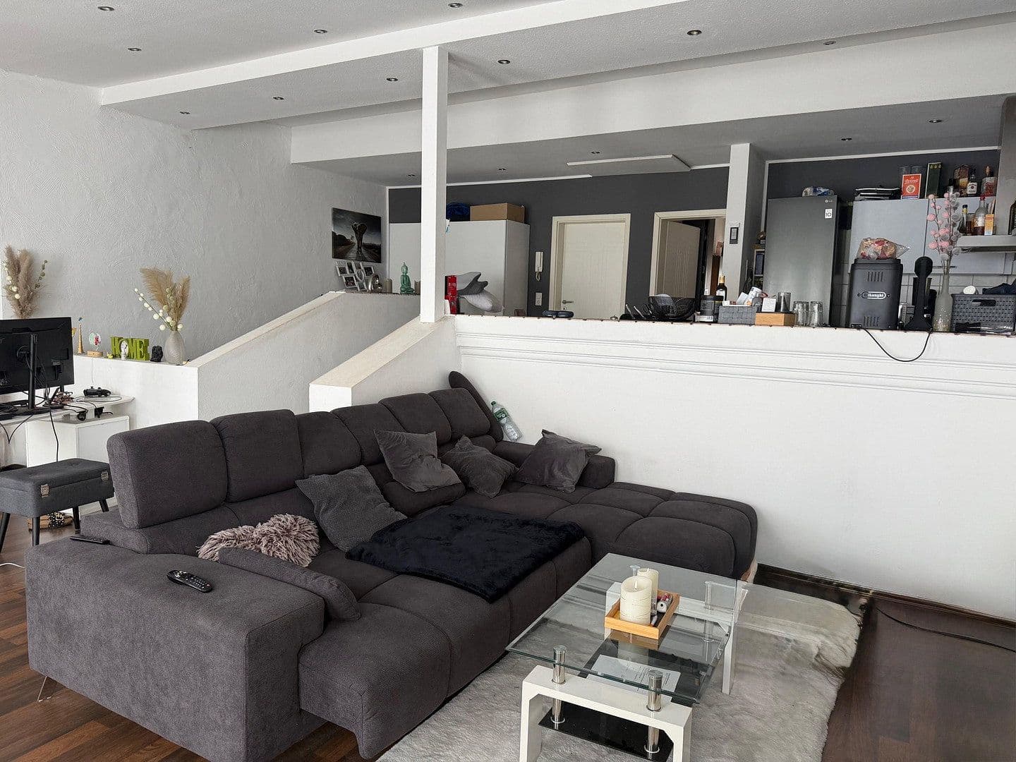 Pronájem bytu 2+1 65 m², Rathausstraße 17, Troisdorf, Severní Porýní-Vestfálsko Pronájem bytu 2+1 65 m², Rathausstraße 17, Troisdorf, Severní Porýní-Vestfálsko