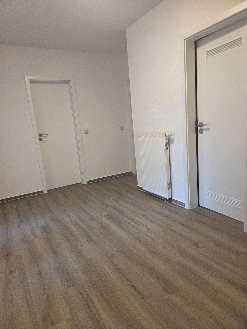 Pronájem bytu 2+1 64 m², Anemonenstraße 4, Neubrandenburg, Mecklenburg-Vorpommern Pronájem bytu 2+1 64 m², Anemonenstraße 4, Neubrandenburg, Mecklenburg-Vorpommern