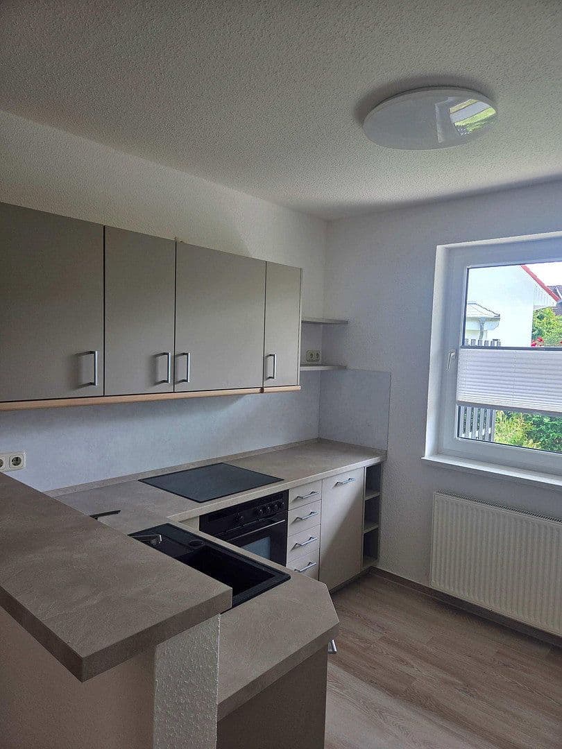 Pronájem bytu 2+1 64 m², Anemonenstraße 4, Neubrandenburg, Mecklenburg-Vorpommern Pronájem bytu 2+1 64 m², Anemonenstraße 4, Neubrandenburg, Mecklenburg-Vorpommern