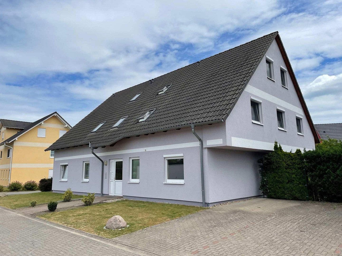 Pronájem bytu 2+1 64 m², Anemonenstraße 4, Neubrandenburg, Mecklenburg-Vorpommern Pronájem bytu 2+1 64 m², Anemonenstraße 4, Neubrandenburg, Mecklenburg-Vorpommern