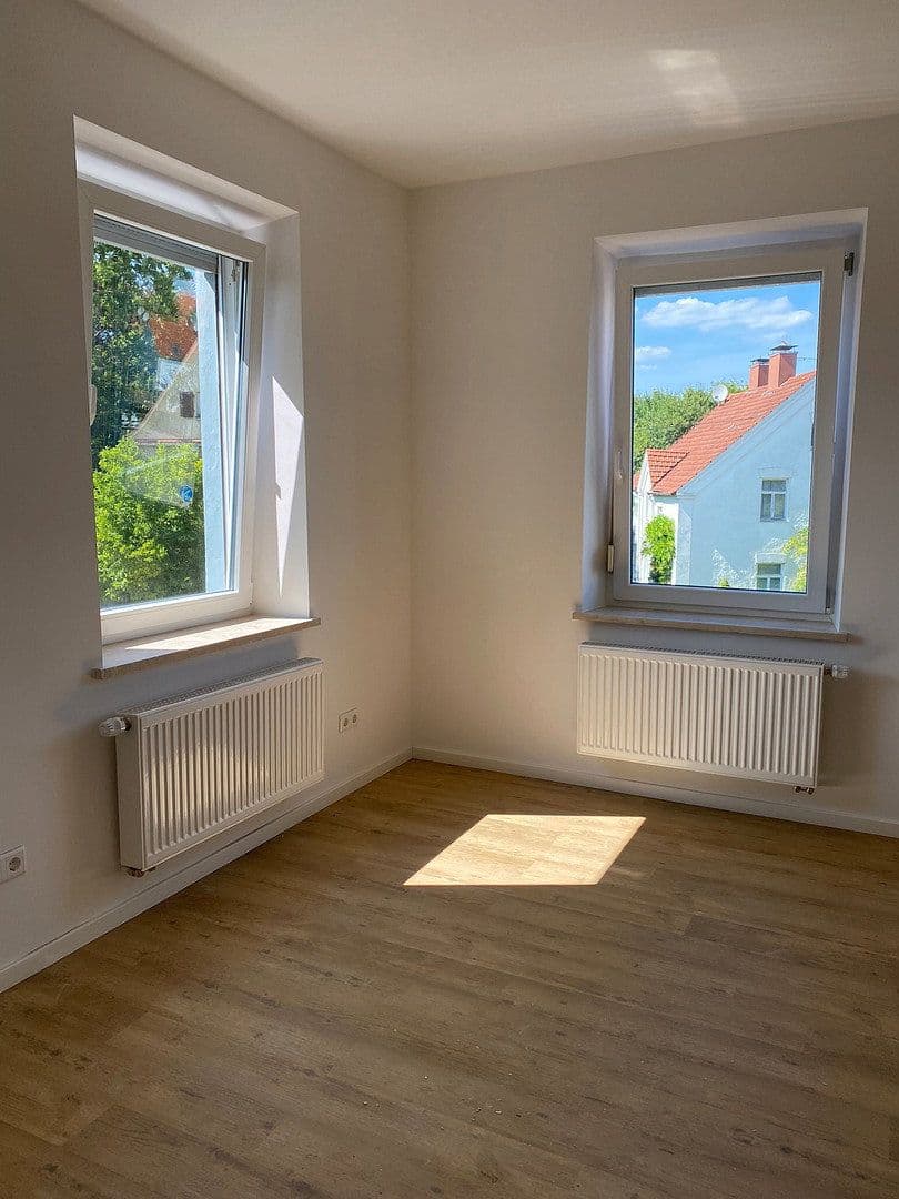 Pronájem bytu 3+1 69 m², Augsburg, Bavorsko Pronájem bytu 3+1 69 m², Augsburg, Bavorsko