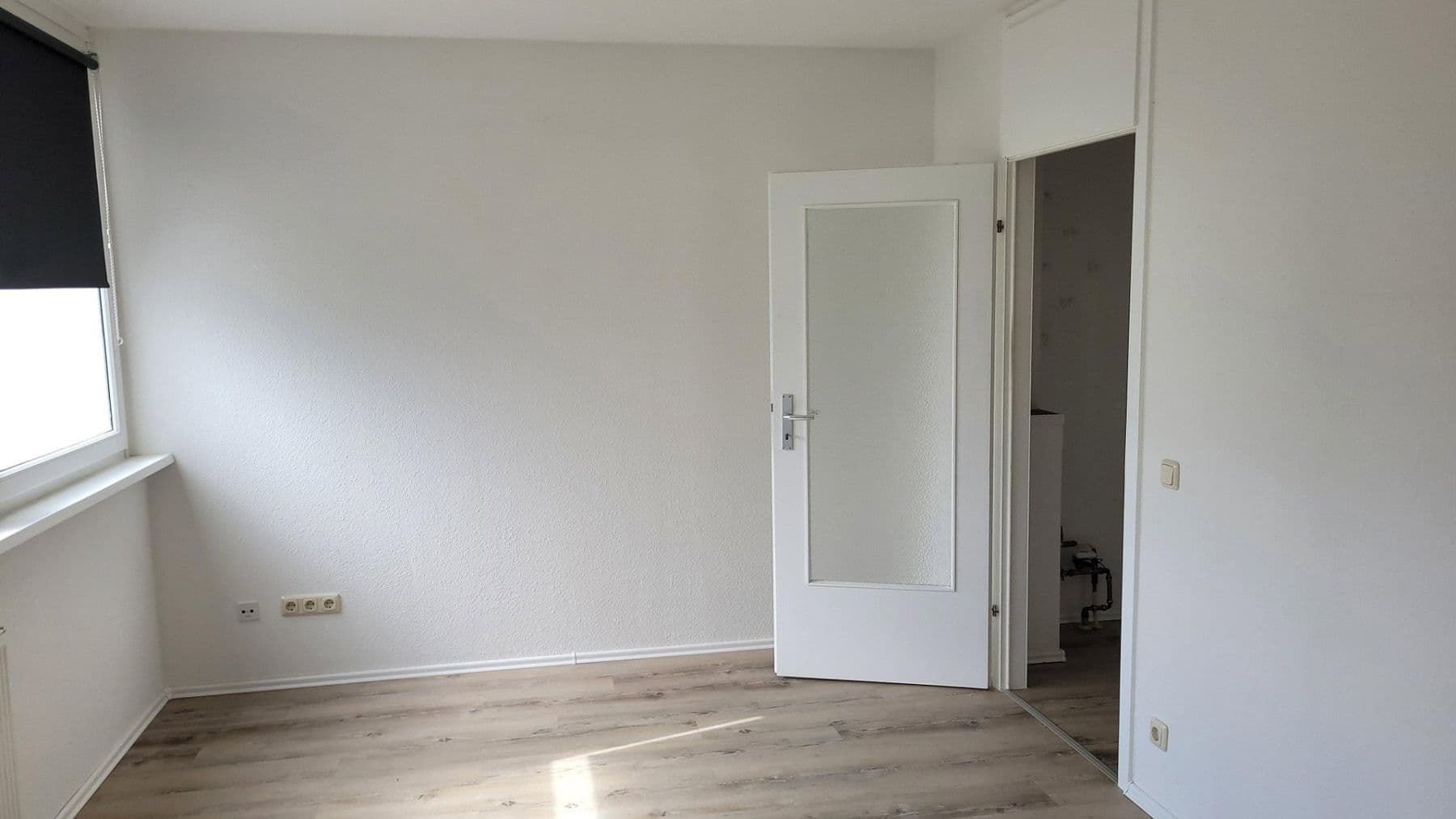 Pronájem bytu 1+1 28 m², Hunsrückstr. 5, Kerpen, Severní Porýní-Vestfálsko Pronájem bytu 1+1 28 m², Hunsrückstr. 5, Kerpen, Severní Porýní-Vestfálsko