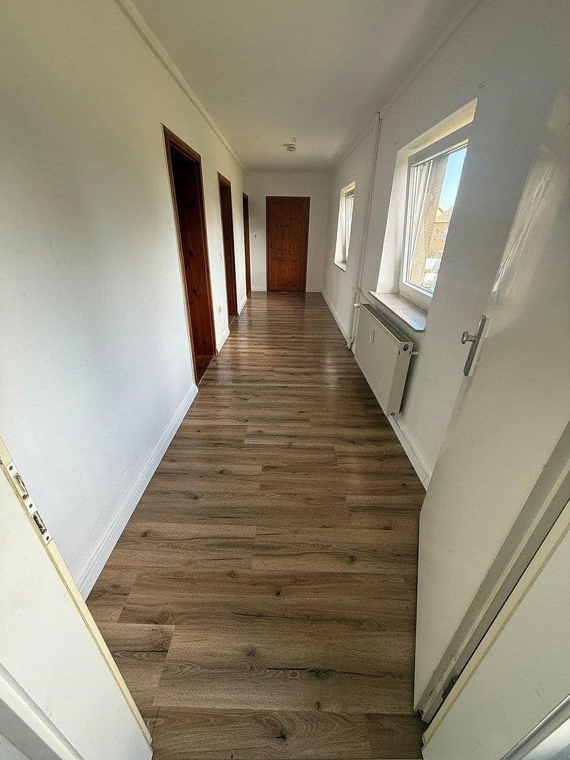 Pronájem bytu 3+1 116 m², Ernst-Barlach-Str. 16, Schönberg, Mecklenburg-Vorpommern Pronájem bytu 3+1 116 m², Ernst-Barlach-Str. 16, Schönberg, Mecklenburg-Vorpommern
