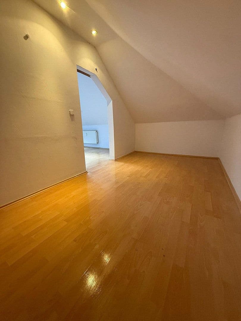 Pronájem bytu 3+1 116 m², Ernst-Barlach-Str. 16, Schönberg, Mecklenburg-Vorpommern Pronájem bytu 3+1 116 m², Ernst-Barlach-Str. 16, Schönberg, Mecklenburg-Vorpommern