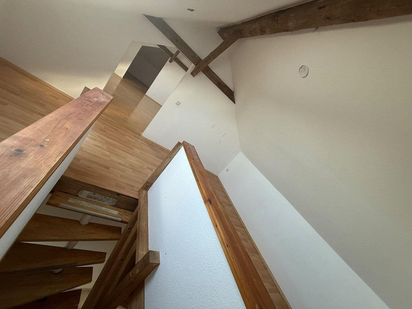 Pronájem bytu 3+1 116 m², Ernst-Barlach-Str. 16, Schönberg, Mecklenburg-Vorpommern Pronájem bytu 3+1 116 m², Ernst-Barlach-Str. 16, Schönberg, Mecklenburg-Vorpommern