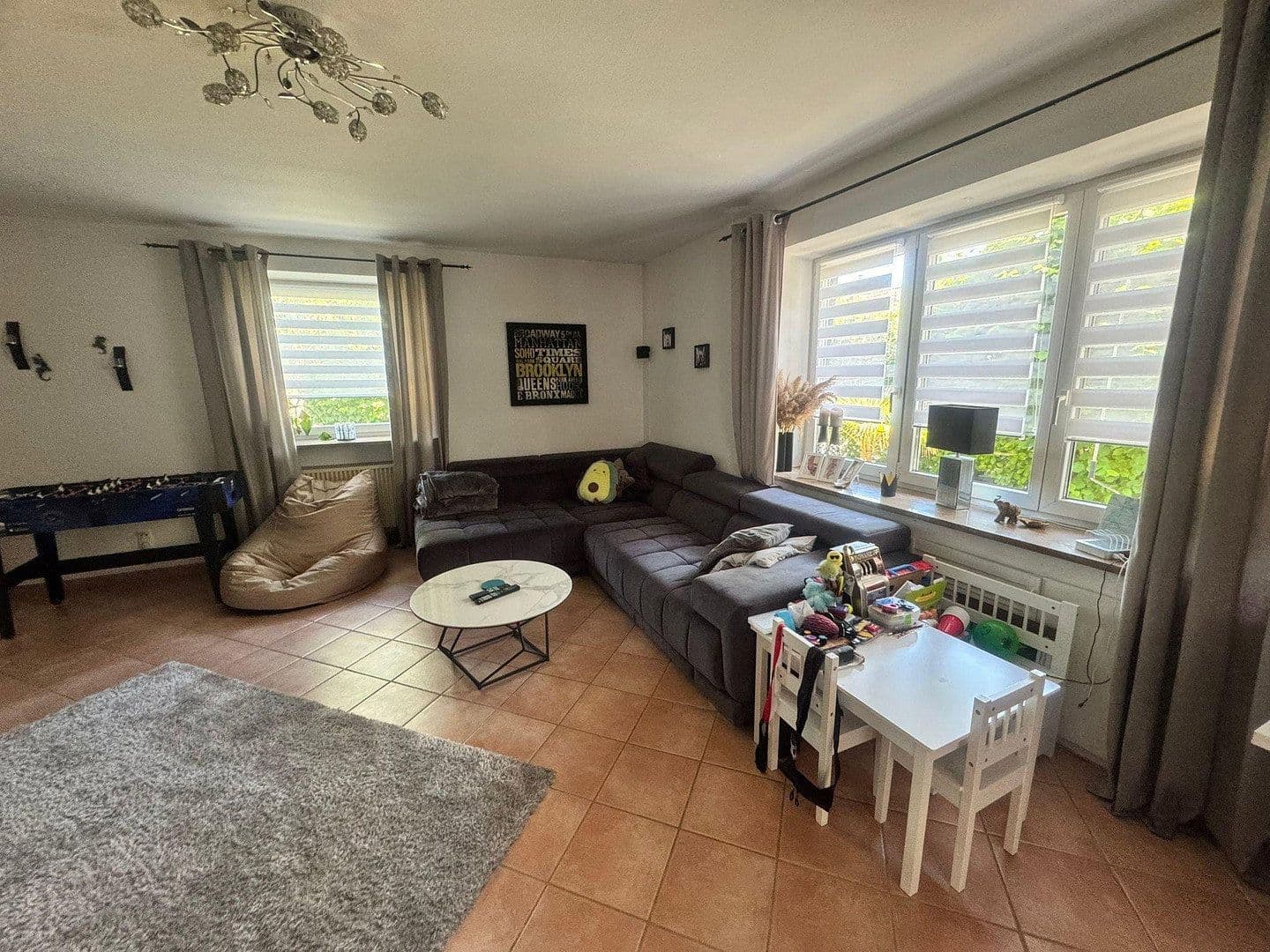 Pronájem bytu 5+1 119 m², Ludwig-Thoma-Str.25, Nandlstadt, Bavorsko Pronájem bytu 5+1 119 m², Ludwig-Thoma-Str.25, Nandlstadt, Bavorsko