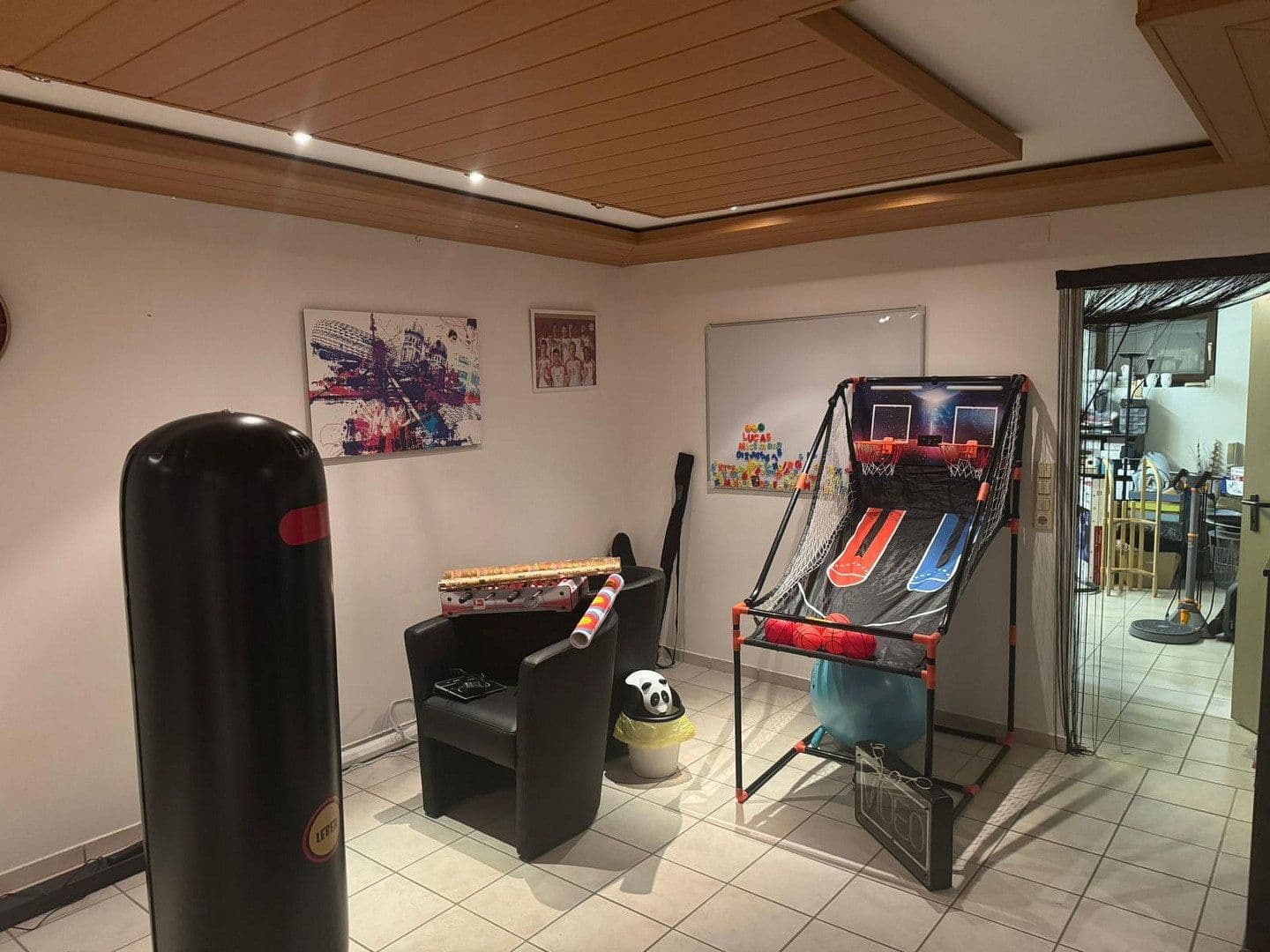 Pronájem bytu 5+1 119 m², Ludwig-Thoma-Str.25, Nandlstadt, Bavorsko Pronájem bytu 5+1 119 m², Ludwig-Thoma-Str.25, Nandlstadt, Bavorsko