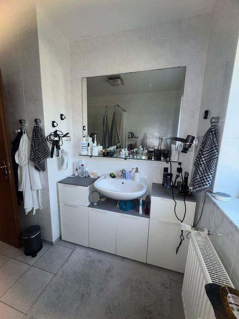 Pronájem bytu 5+1 119 m², Ludwig-Thoma-Str.25, Nandlstadt, Bavorsko Pronájem bytu 5+1 119 m², Ludwig-Thoma-Str.25, Nandlstadt, Bavorsko