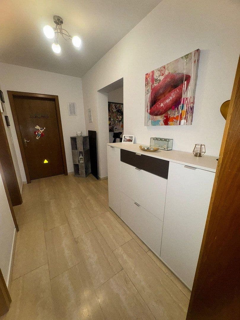 Pronájem bytu 5+1 119 m², Ludwig-Thoma-Str.25, Nandlstadt, Bavorsko Pronájem bytu 5+1 119 m², Ludwig-Thoma-Str.25, Nandlstadt, Bavorsko