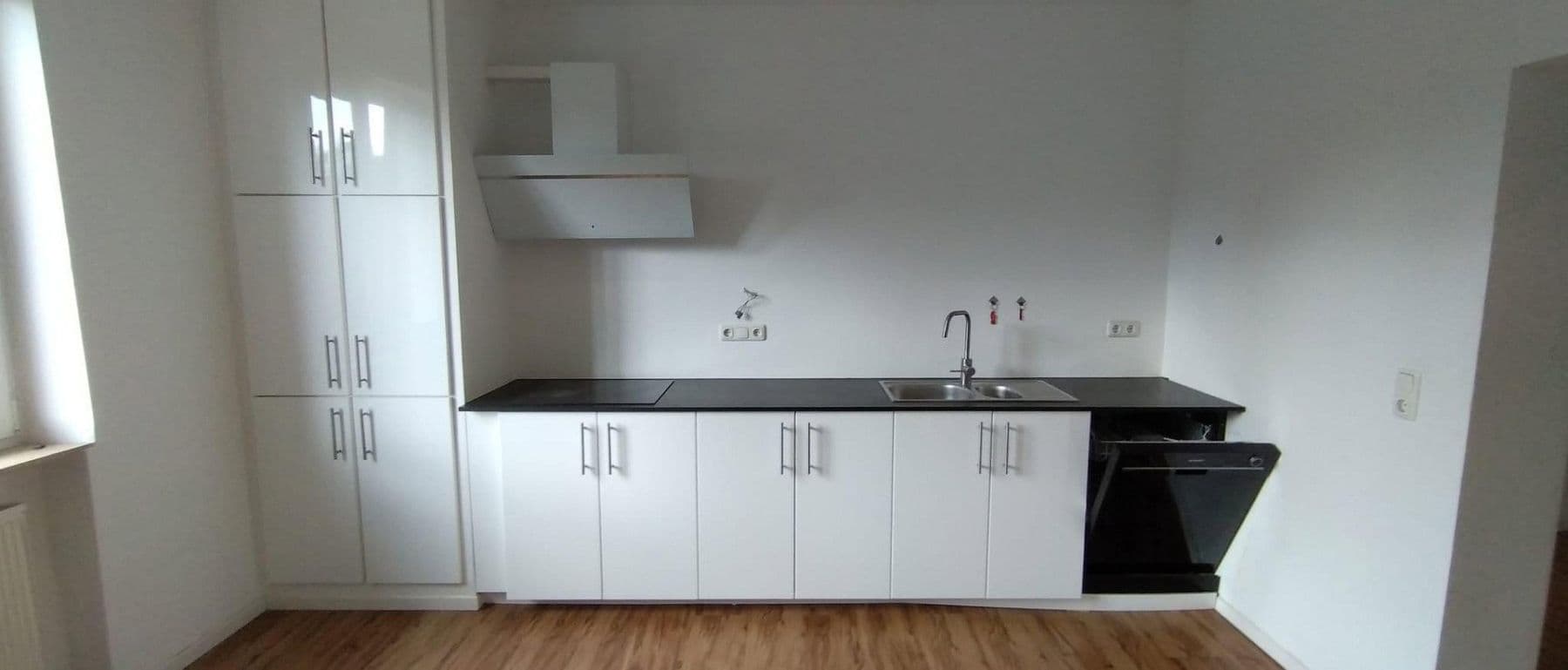 Pronájem bytu 4+1 89 m², Olpener Straße 701, Köln, Severní Porýní-Vestfálsko Pronájem bytu 4+1 89 m², Olpener Straße 701, Köln, Severní Porýní-Vestfálsko