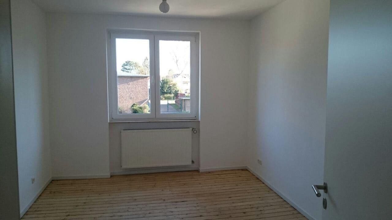 Pronájem bytu 4+1 89 m², Olpener Straße 701, Köln, Severní Porýní-Vestfálsko Pronájem bytu 4+1 89 m², Olpener Straße 701, Köln, Severní Porýní-Vestfálsko