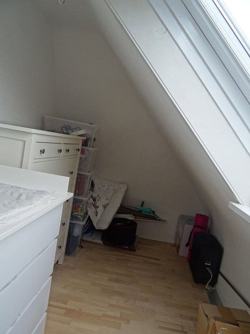 Pronájem bytu 2+kk 49 m², Stuttgart, Bádensko-Württembersko Pronájem bytu 2+kk 49 m², Stuttgart, Bádensko-Württembersko