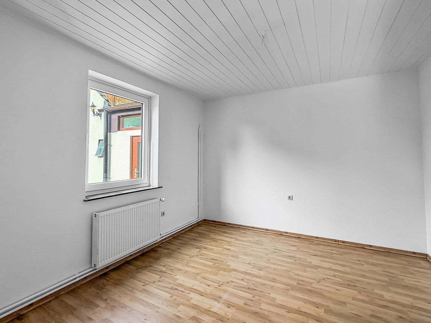 Pronájem bytu 3+1 80 m², Langenfeldweg 2, Schiffdorf, Dolní Sasko Pronájem bytu 3+1 80 m², Langenfeldweg 2, Schiffdorf, Dolní Sasko