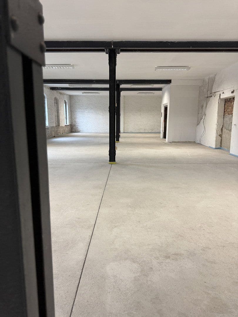 Pronájem kanceláře 250 m², Palmstraße 17-19, Chemnitz, Sasko Pronájem kanceláře 250 m², Palmstraße 17-19, Chemnitz, Sasko