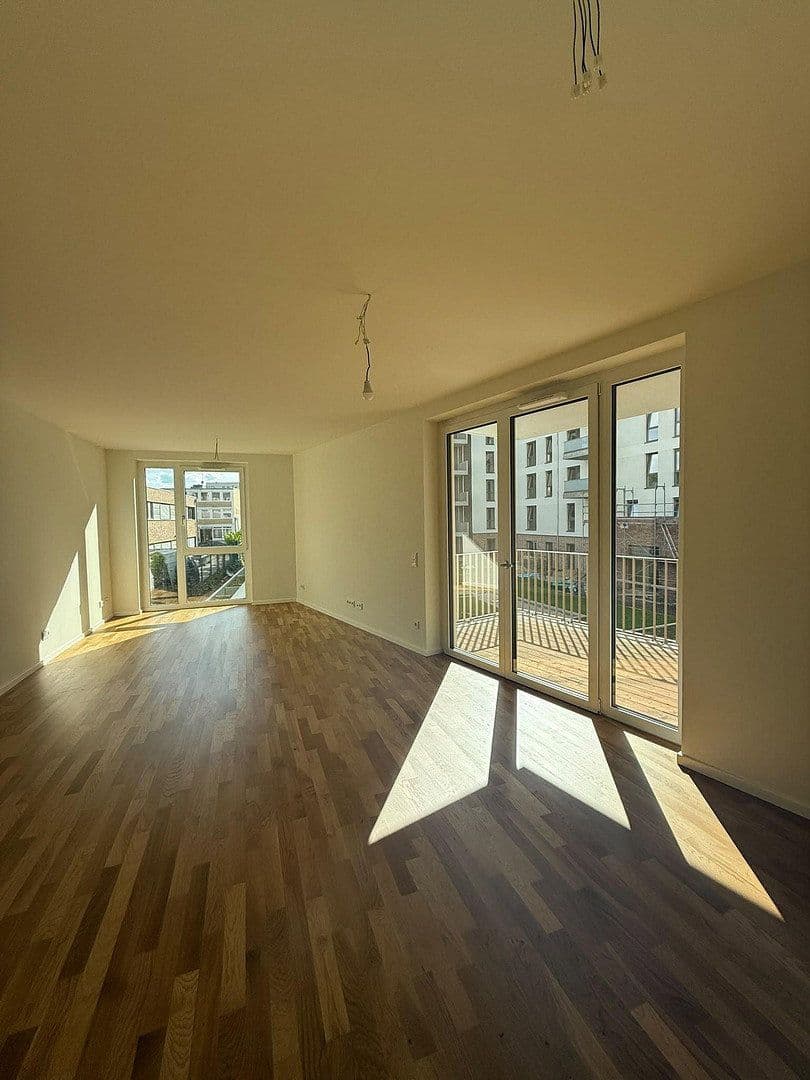 Pronájem bytu 3+1 84 m², Billhorner Kanalstraße 56, Hamburg, Hamburg Pronájem bytu 3+1 84 m², Billhorner Kanalstraße 56, Hamburg, Hamburg
