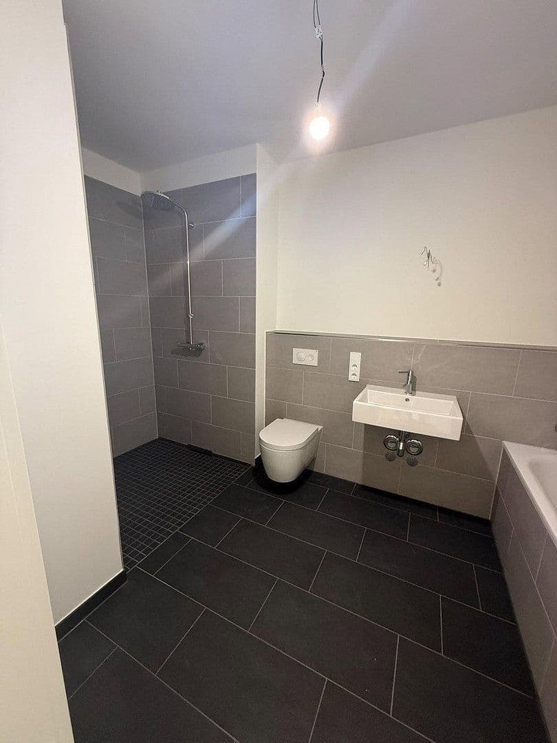 Pronájem bytu 3+1 84 m², Billhorner Kanalstraße 56, Hamburg, Hamburg Pronájem bytu 3+1 84 m², Billhorner Kanalstraße 56, Hamburg, Hamburg