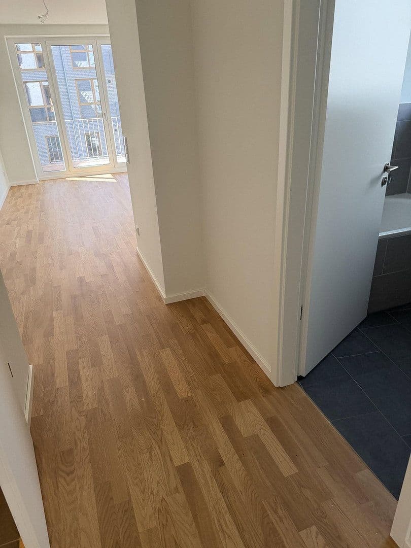 Pronájem bytu 3+1 84 m², Billhorner Kanalstraße 56, Hamburg, Hamburg Pronájem bytu 3+1 84 m², Billhorner Kanalstraße 56, Hamburg, Hamburg