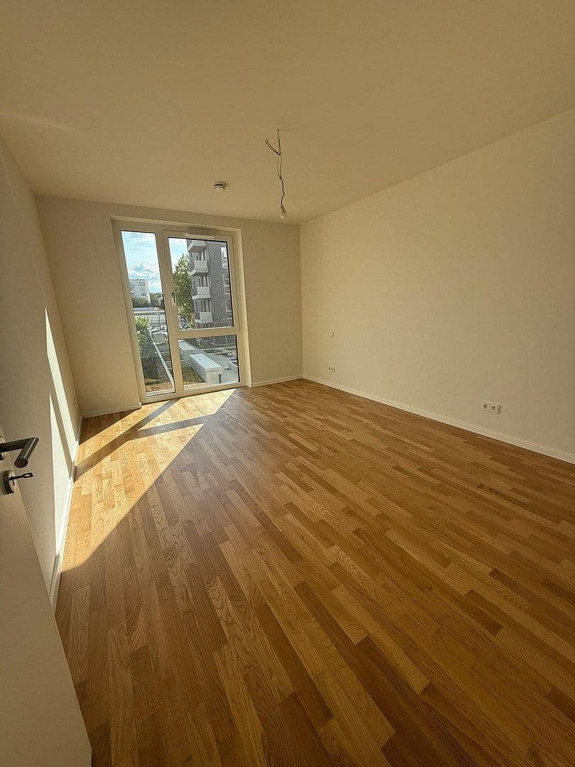 Pronájem bytu 3+1 84 m², Billhorner Kanalstraße 56, Hamburg, Hamburg Pronájem bytu 3+1 84 m², Billhorner Kanalstraße 56, Hamburg, Hamburg