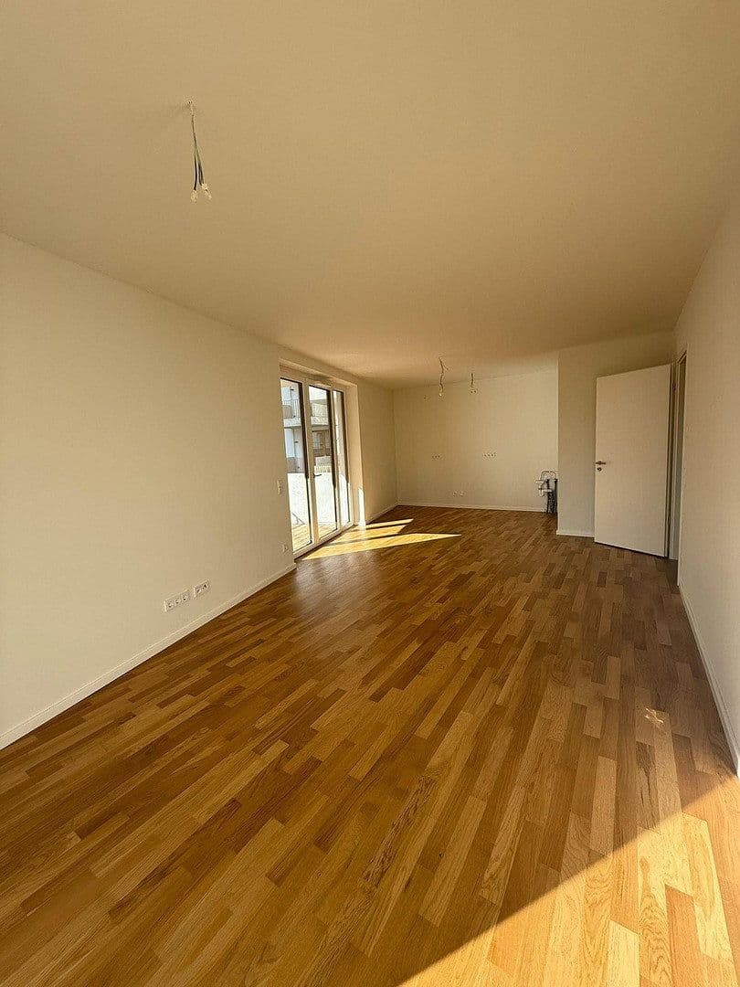 Pronájem bytu 3+1 84 m², Billhorner Kanalstraße 56, Hamburg, Hamburg Pronájem bytu 3+1 84 m², Billhorner Kanalstraße 56, Hamburg, Hamburg