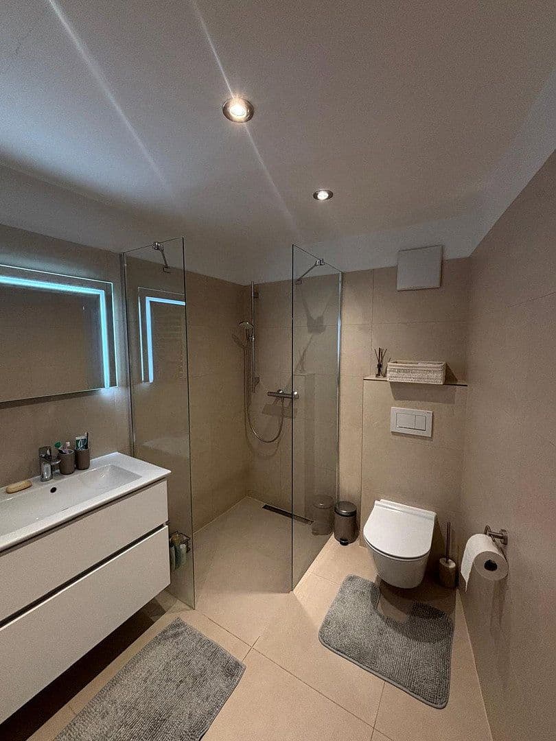 Prodej bytu 4+1 115 m², Hernalser Hauptstraße 124, Wien, Wien Prodej bytu 4+1 115 m², Hernalser Hauptstraße 124, Wien, Wien