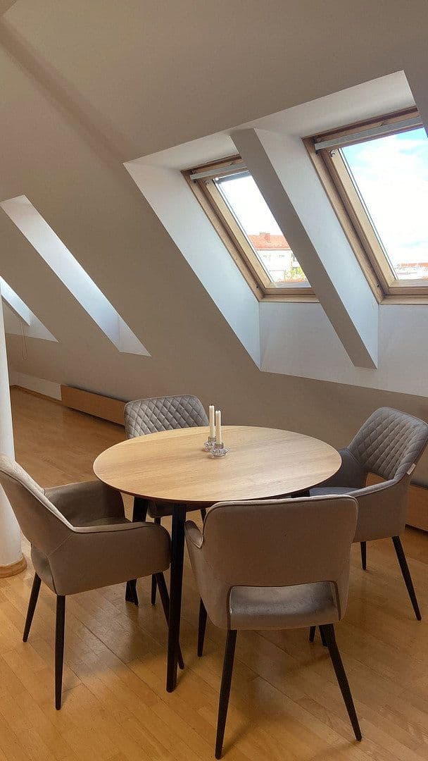 Prodej bytu 4+1 115 m², Hernalser Hauptstraße 124, Wien, Wien Prodej bytu 4+1 115 m², Hernalser Hauptstraße 124, Wien, Wien