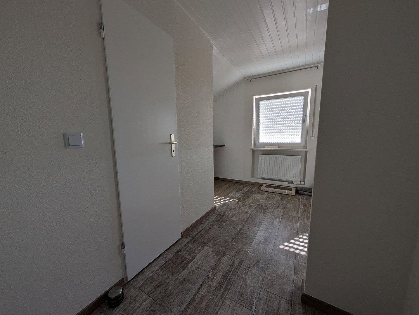Pronájem bytu 1+kk 37 m², Johann-Peter-Hebelstr. 20, Schliengen, Bádensko-Württembersko Pronájem bytu 1+kk 37 m², Johann-Peter-Hebelstr. 20, Schliengen, Bádensko-Württembersko