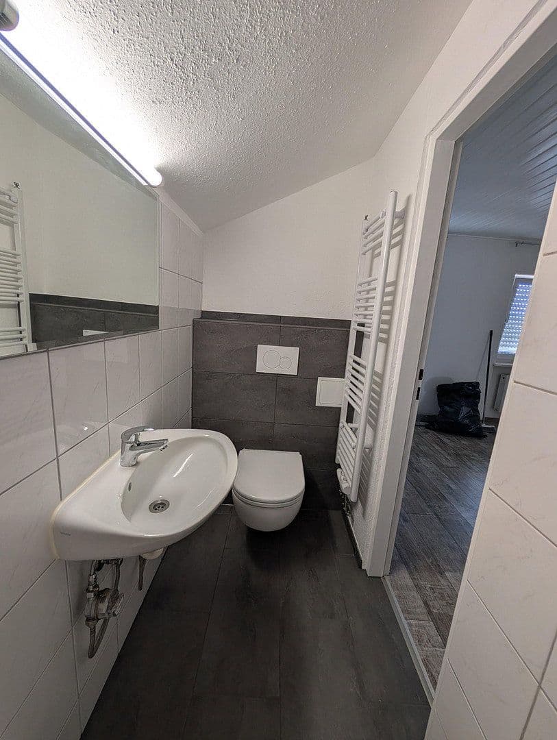 Pronájem bytu 1+kk 37 m², Johann-Peter-Hebelstr. 20, Schliengen, Bádensko-Württembersko Pronájem bytu 1+kk 37 m², Johann-Peter-Hebelstr. 20, Schliengen, Bádensko-Württembersko