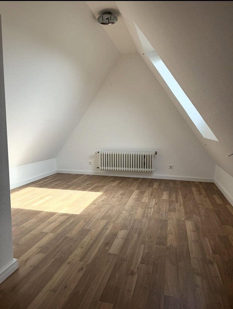 Pronájem domu 120 m², pozemek 120 m², Limburgerhof, Porýní-Falc Pronájem domu 120 m², pozemek 120 m², Limburgerhof, Porýní-Falc