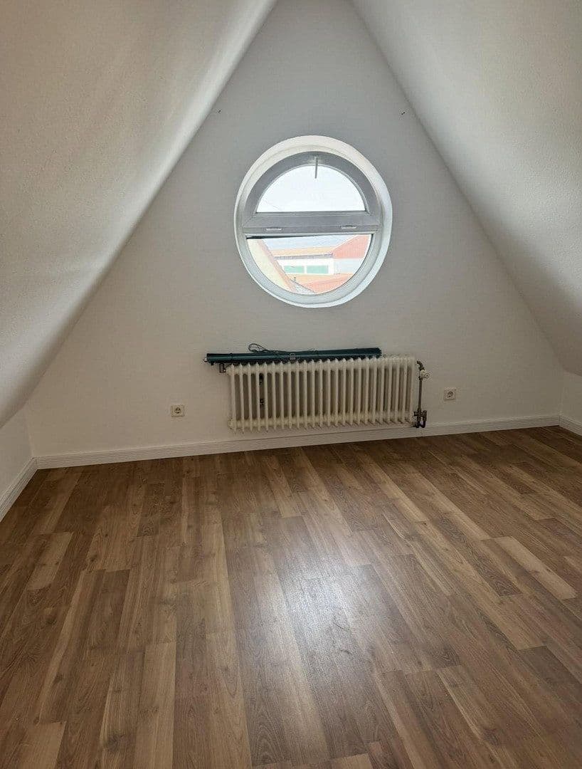 Pronájem domu 120 m², pozemek 120 m², Limburgerhof, Porýní-Falc Pronájem domu 120 m², pozemek 120 m², Limburgerhof, Porýní-Falc