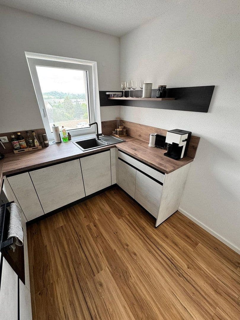 Pronájem bytu 4+1 72 m², Hutthurm, Bavorsko Pronájem bytu 4+1 72 m², Hutthurm, Bavorsko