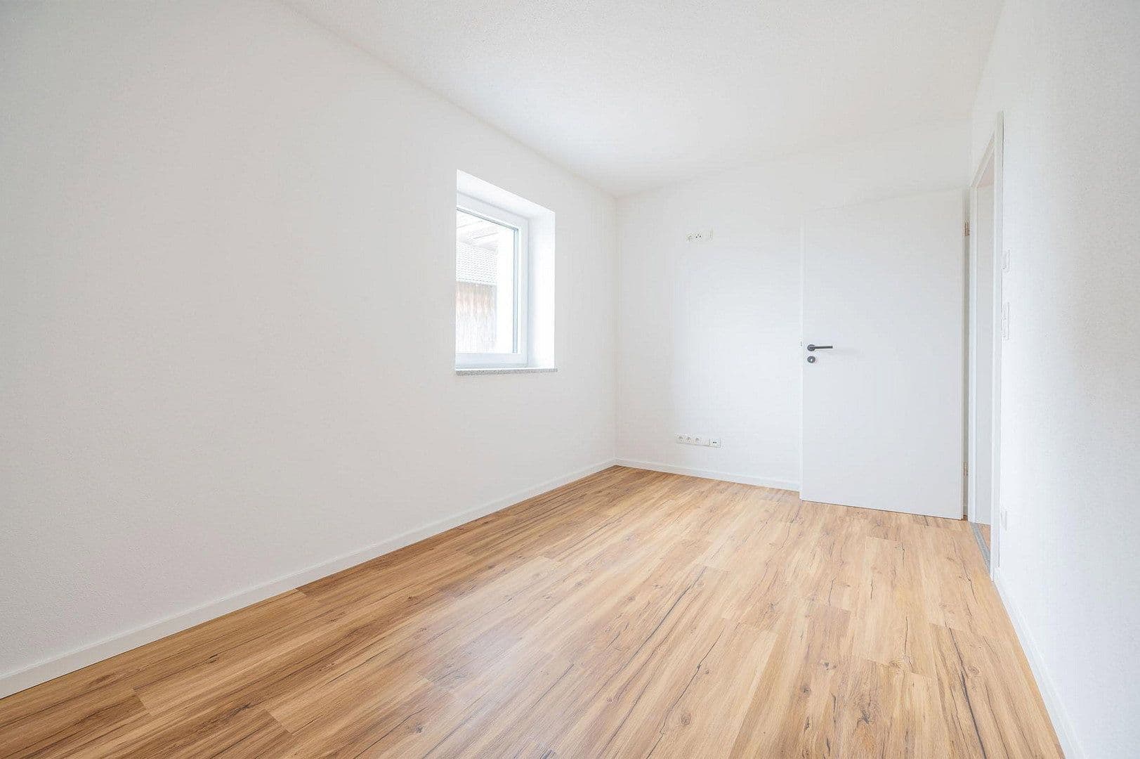 Pronájem bytu 4+1 72 m², Hutthurm, Bavorsko Pronájem bytu 4+1 72 m², Hutthurm, Bavorsko