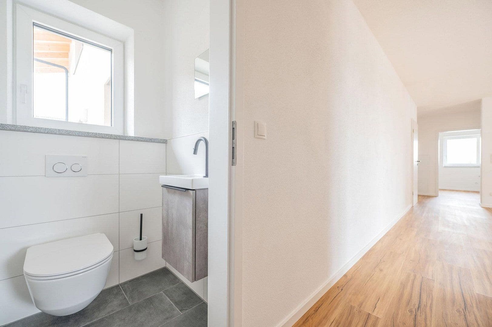 Pronájem bytu 4+1 72 m², Hutthurm, Bavorsko Pronájem bytu 4+1 72 m², Hutthurm, Bavorsko