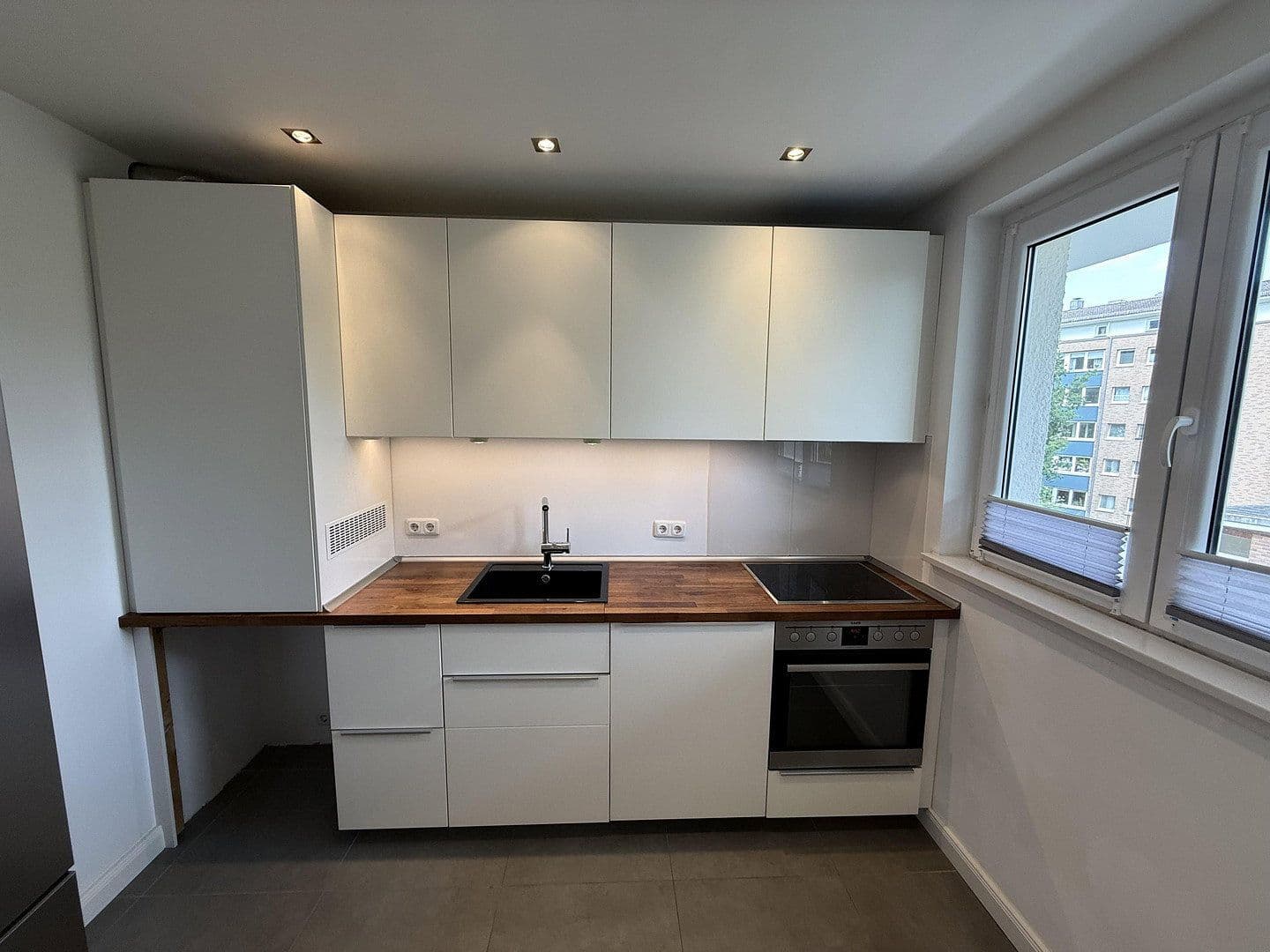 Prodej bytu 2+1 60 m², Holtenauer Straße 228, Kiel, Šlesvicko-Holštýnsko Prodej bytu 2+1 60 m², Holtenauer Straße 228, Kiel, Šlesvicko-Holštýnsko