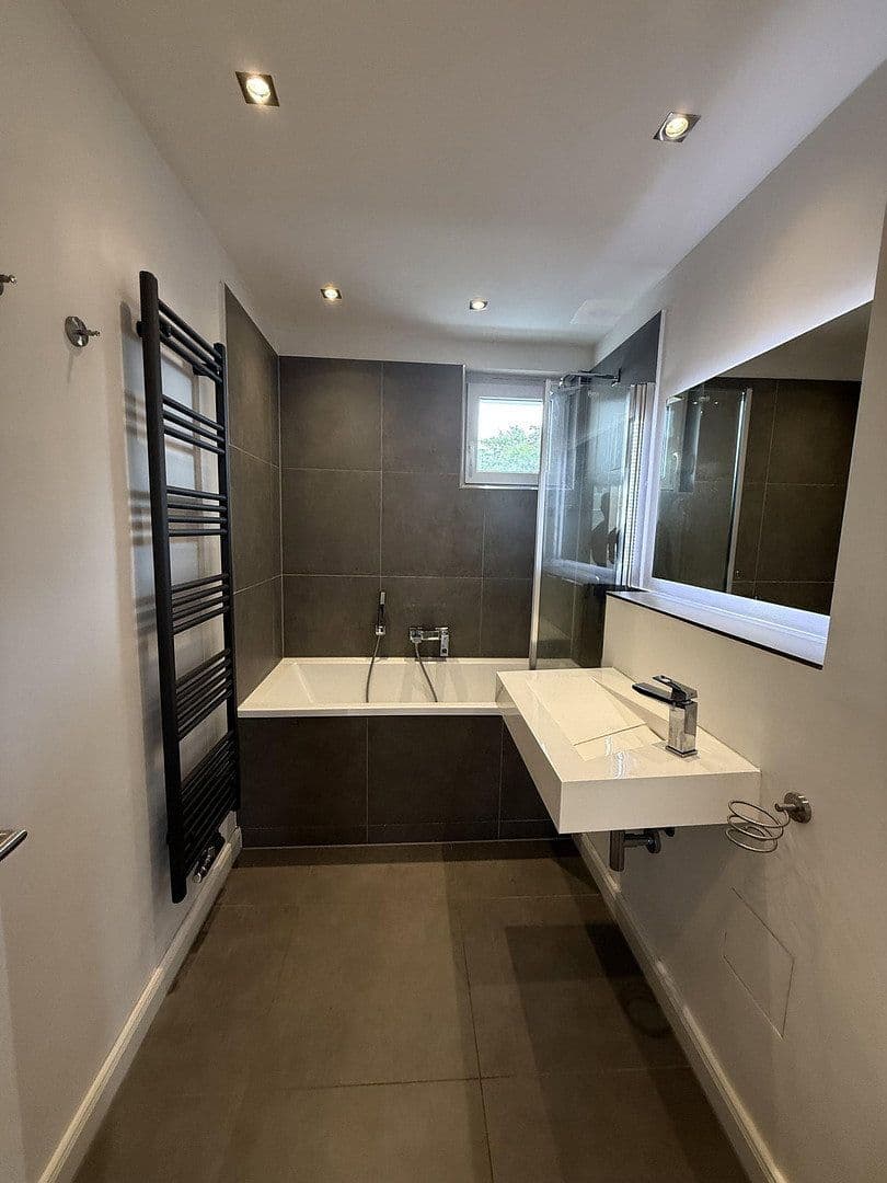 Prodej bytu 2+1 60 m², Holtenauer Straße 228, Kiel, Šlesvicko-Holštýnsko Prodej bytu 2+1 60 m², Holtenauer Straße 228, Kiel, Šlesvicko-Holštýnsko