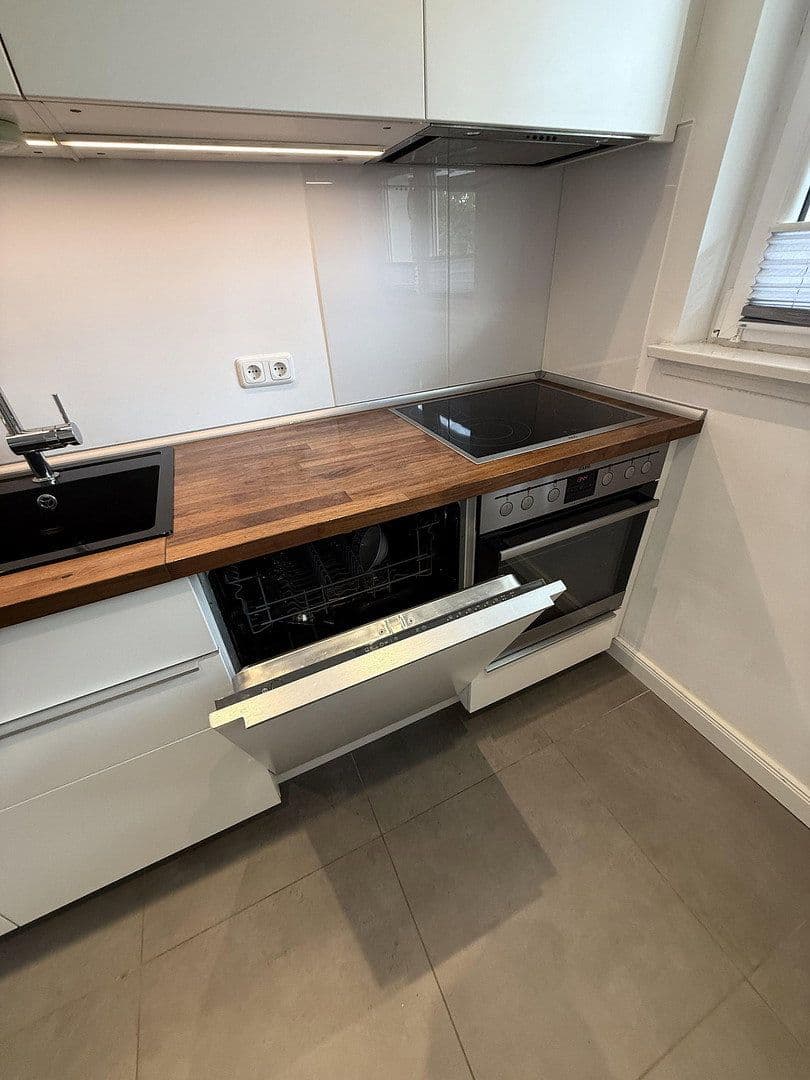 Prodej bytu 2+1 60 m², Holtenauer Straße 228, Kiel, Šlesvicko-Holštýnsko Prodej bytu 2+1 60 m², Holtenauer Straße 228, Kiel, Šlesvicko-Holštýnsko