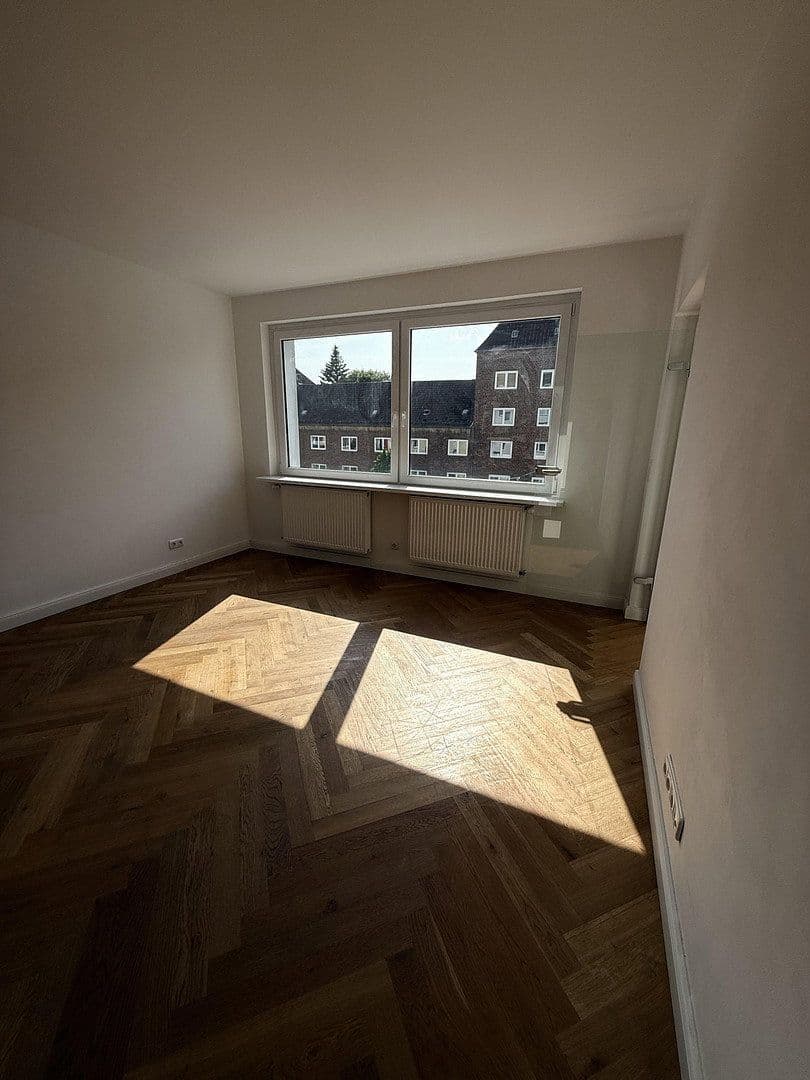 Prodej bytu 2+1 60 m², Holtenauer Straße 228, Kiel, Šlesvicko-Holštýnsko Prodej bytu 2+1 60 m², Holtenauer Straße 228, Kiel, Šlesvicko-Holštýnsko