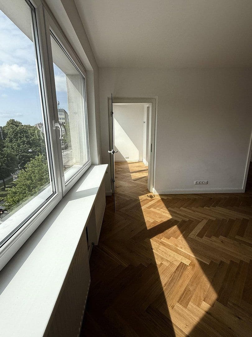 Prodej bytu 2+1 60 m², Holtenauer Straße 228, Kiel, Šlesvicko-Holštýnsko Prodej bytu 2+1 60 m², Holtenauer Straße 228, Kiel, Šlesvicko-Holštýnsko