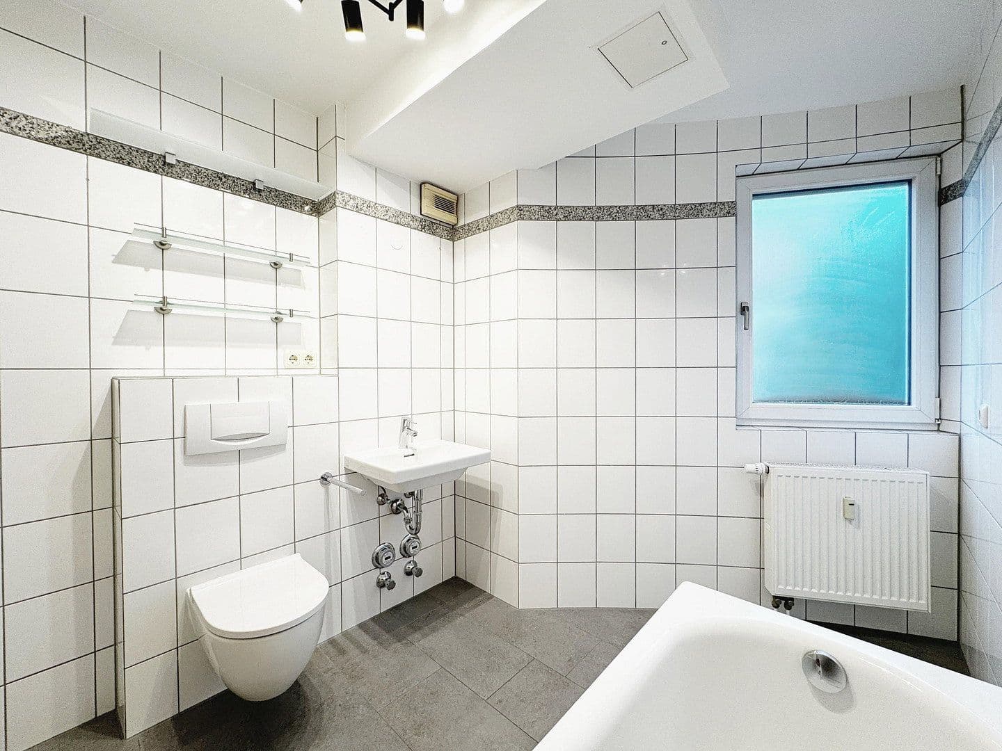 Pronájem bytu 3+1 88 m², Landsham bei Kirchheim, Bavorsko Pronájem bytu 3+1 88 m², Landsham bei Kirchheim, Bavorsko