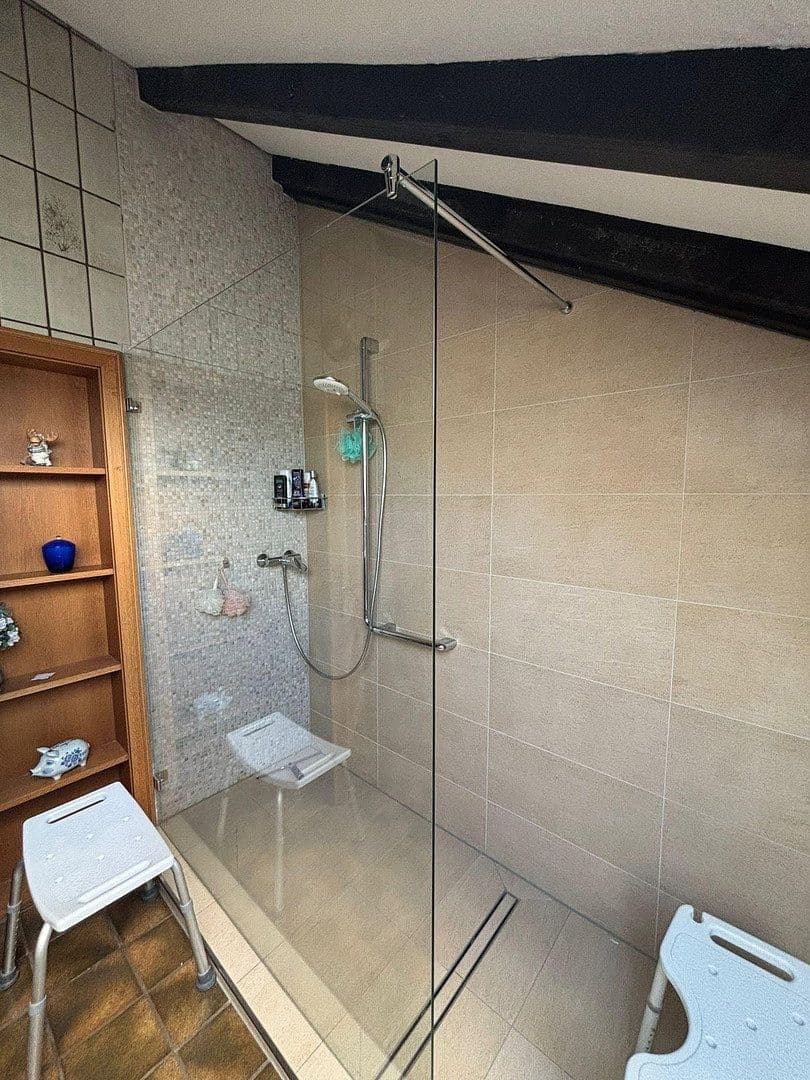 Prodej domu 200 m², pozemek 560 m², Bad Nauheim, Hessen Prodej domu 200 m², pozemek 560 m², Bad Nauheim, Hessen