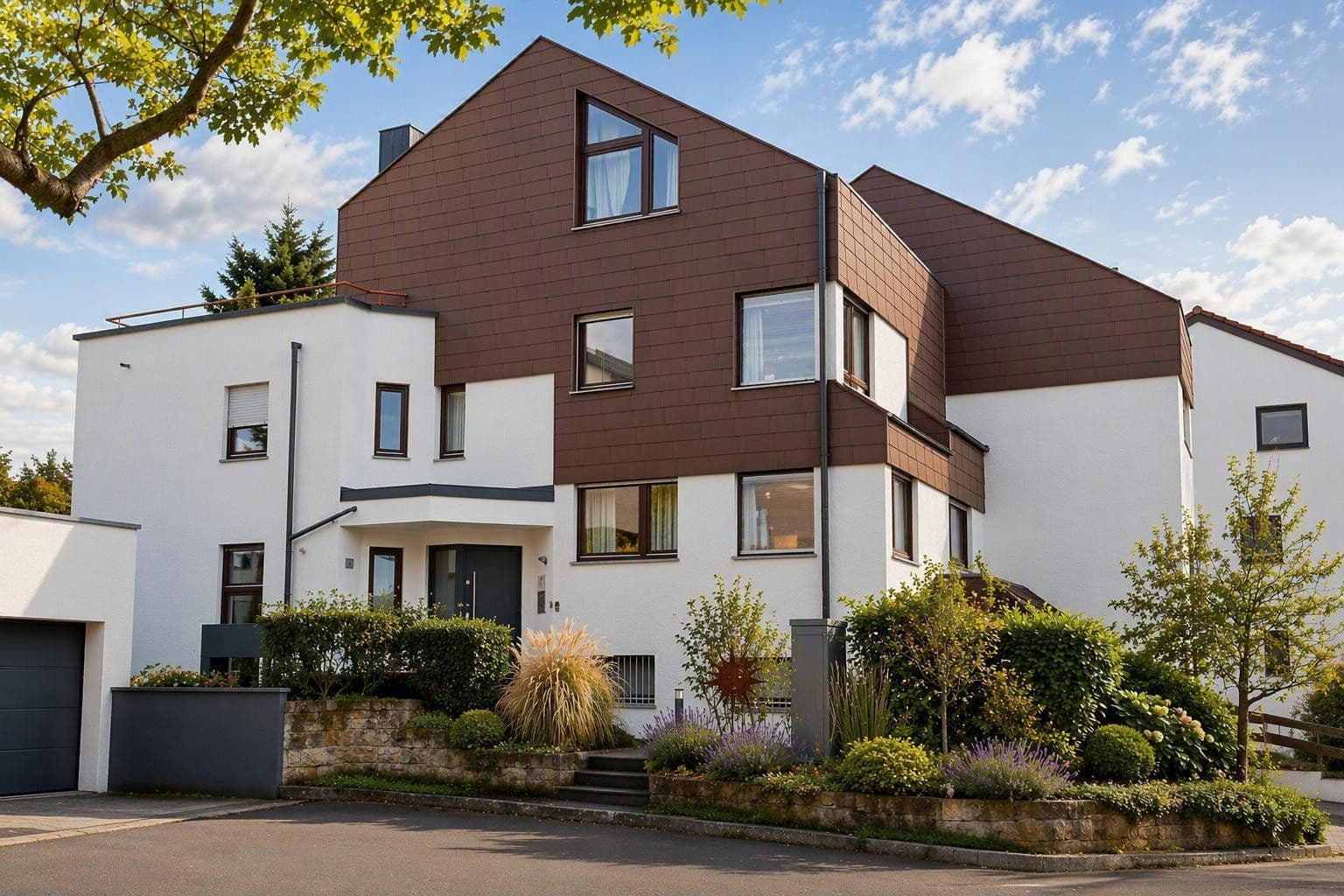 Prodej domu 160 m², pozemek 307 m², Neuhausen auf den Fildern, Bádensko-Württembersko Prodej domu 160 m², pozemek 307 m², Neuhausen auf den Fildern, Bádensko-Württembersko