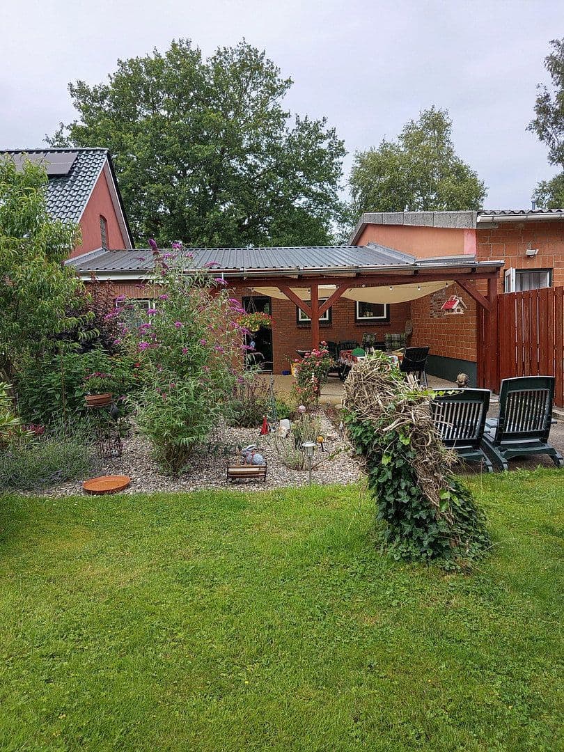 Prodej domu 477 m², pozemek 23.953 m², Averlak, Šlesvicko-Holštýnsko Prodej domu 477 m², pozemek 23.953 m², Averlak, Šlesvicko-Holštýnsko