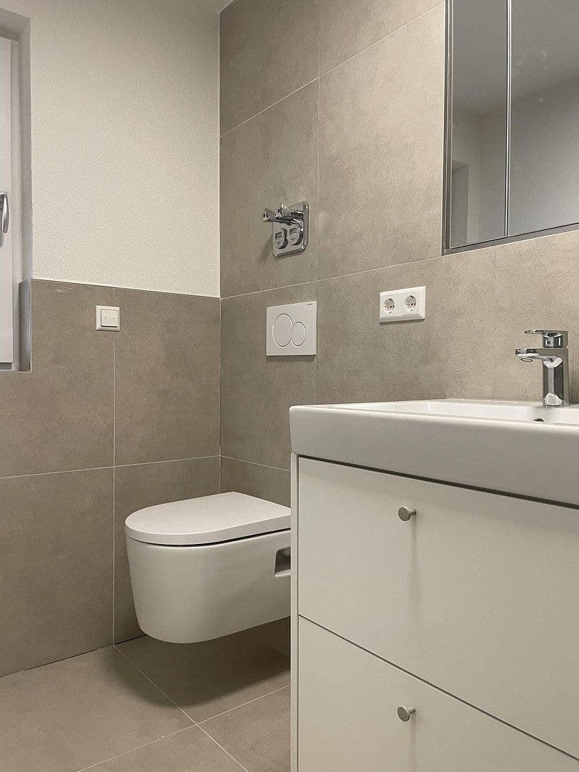 Pronájem bytu 2+1 30 m², Ludwigsburg, Bádensko-Württembersko Pronájem bytu 2+1 30 m², Ludwigsburg, Bádensko-Württembersko