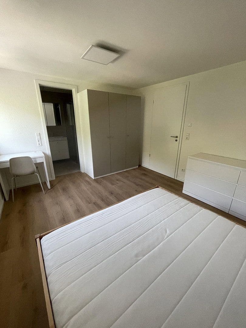 Pronájem bytu 2+1 30 m², Ludwigsburg, Bádensko-Württembersko Pronájem bytu 2+1 30 m², Ludwigsburg, Bádensko-Württembersko