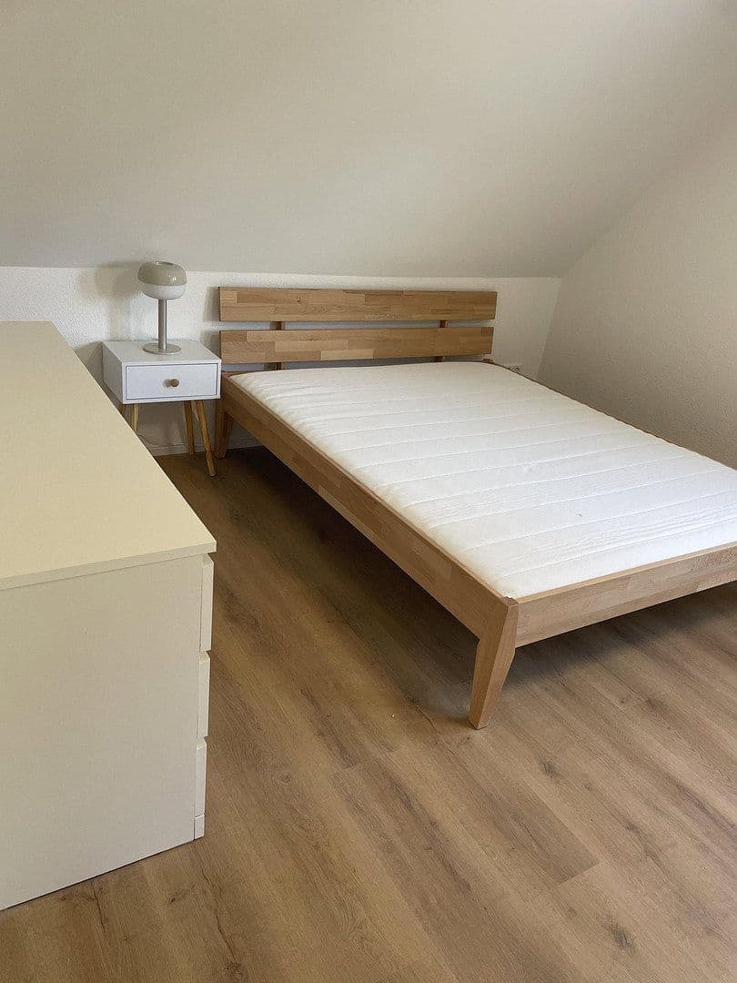Pronájem bytu 2+1 30 m², Ludwigsburg, Bádensko-Württembersko Pronájem bytu 2+1 30 m², Ludwigsburg, Bádensko-Württembersko
