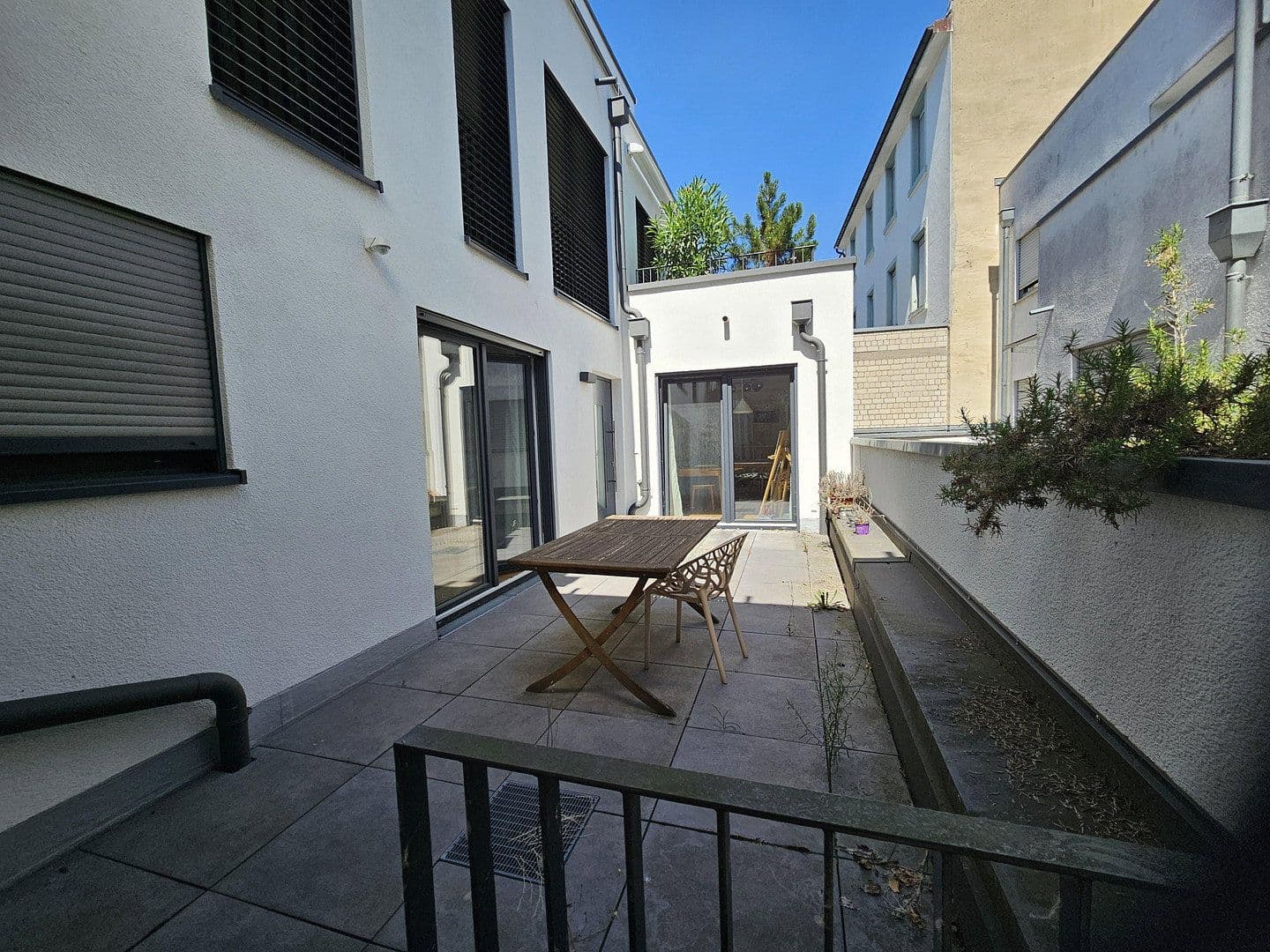 Pronájem bytu 2+1 73 m², Amalienstr. 8, Karlsruhe, Bádensko-Württembersko Pronájem bytu 2+1 73 m², Amalienstr. 8, Karlsruhe, Bádensko-Württembersko