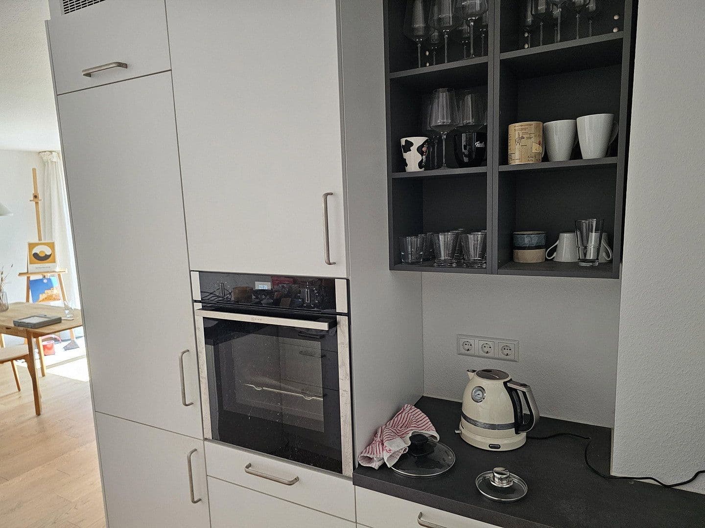 Pronájem bytu 2+1 73 m², Amalienstr. 8, Karlsruhe, Bádensko-Württembersko Pronájem bytu 2+1 73 m², Amalienstr. 8, Karlsruhe, Bádensko-Württembersko