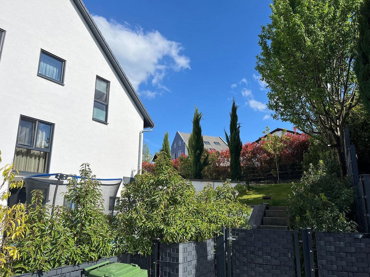 Prodej domu 170 m², pozemek 312 m², Pfinztal, Bádensko-Württembersko Prodej domu 170 m², pozemek 312 m², Pfinztal, Bádensko-Württembersko