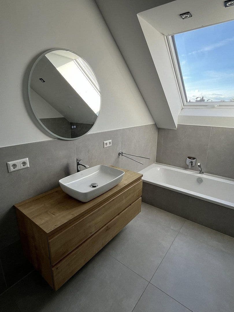 Prodej domu 170 m², pozemek 312 m², Pfinztal, Bádensko-Württembersko Prodej domu 170 m², pozemek 312 m², Pfinztal, Bádensko-Württembersko