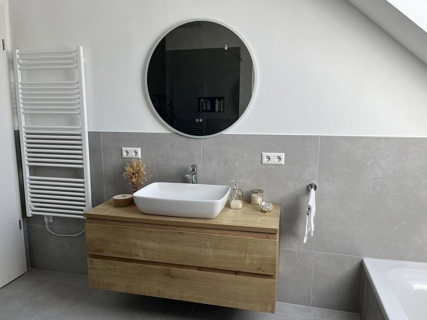 Prodej domu 170 m², pozemek 312 m², Pfinztal, Bádensko-Württembersko Prodej domu 170 m², pozemek 312 m², Pfinztal, Bádensko-Württembersko