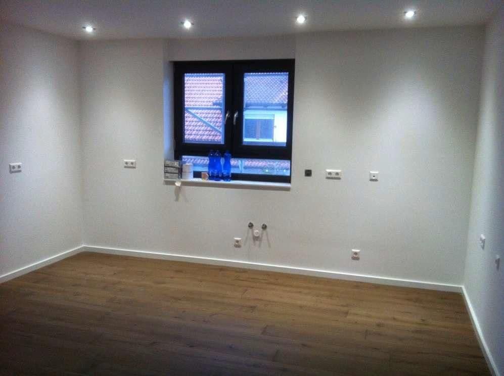 Prodej domu 170 m², pozemek 312 m², Pfinztal, Bádensko-Württembersko Prodej domu 170 m², pozemek 312 m², Pfinztal, Bádensko-Württembersko